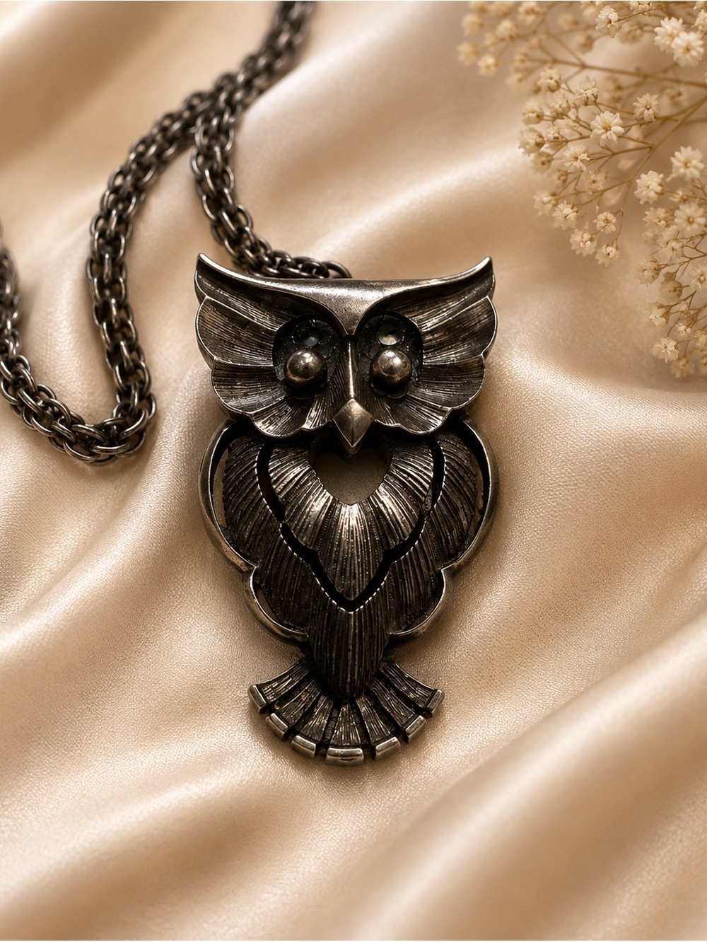 Silver Owl Pendant Necklace (O12)